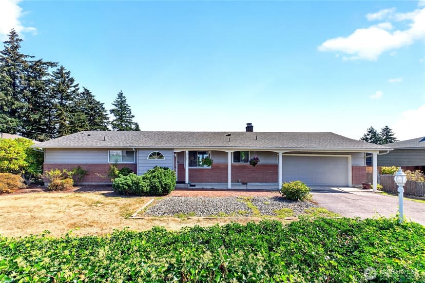 Property photo for 2305 126th Avenue Ct E, Edgewood