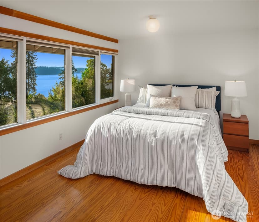Property photo for 15539 Washington Avenue NE, Bainbridge Island photo 20