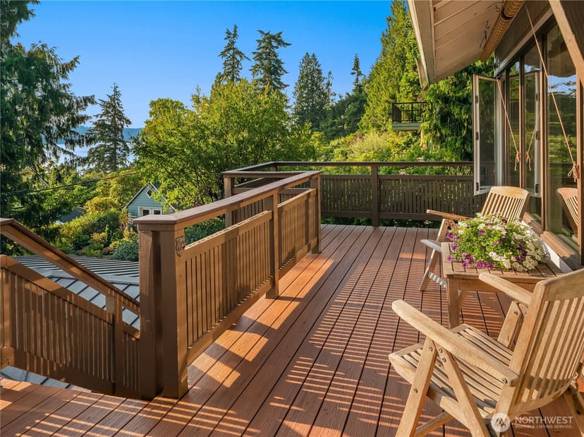 Property photo for 15539 Washington Avenue NE, Bainbridge Island photo 15