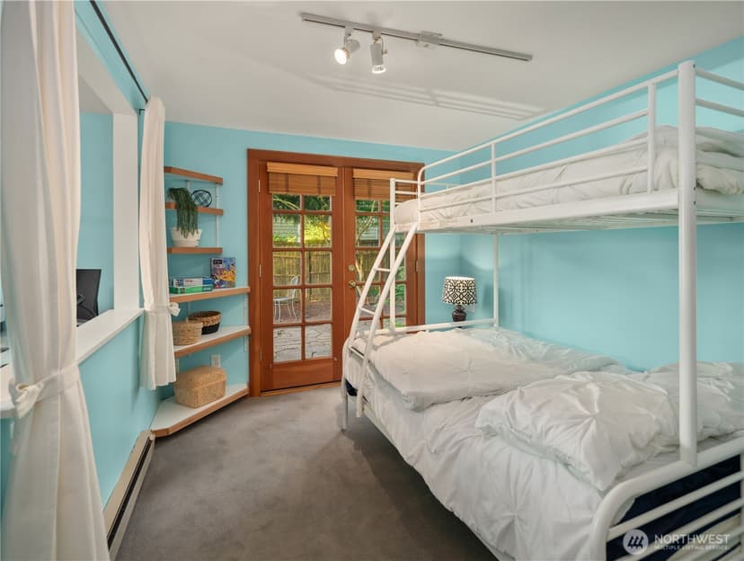 Property photo for 15539 Washington Avenue NE, Bainbridge Island photo 26