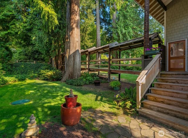 Property photo for 15539 Washington Avenue NE, Bainbridge Island photo 3