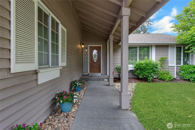 Property photo for 10104 102nd Avenue Ct SW, Tacoma photo 2