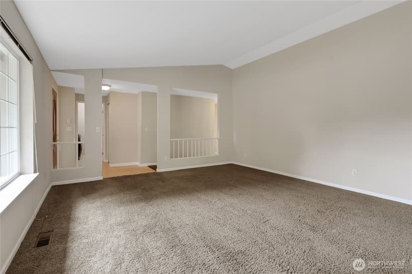 Property photo for 10104 102nd Avenue Ct SW, Tacoma photo 6
