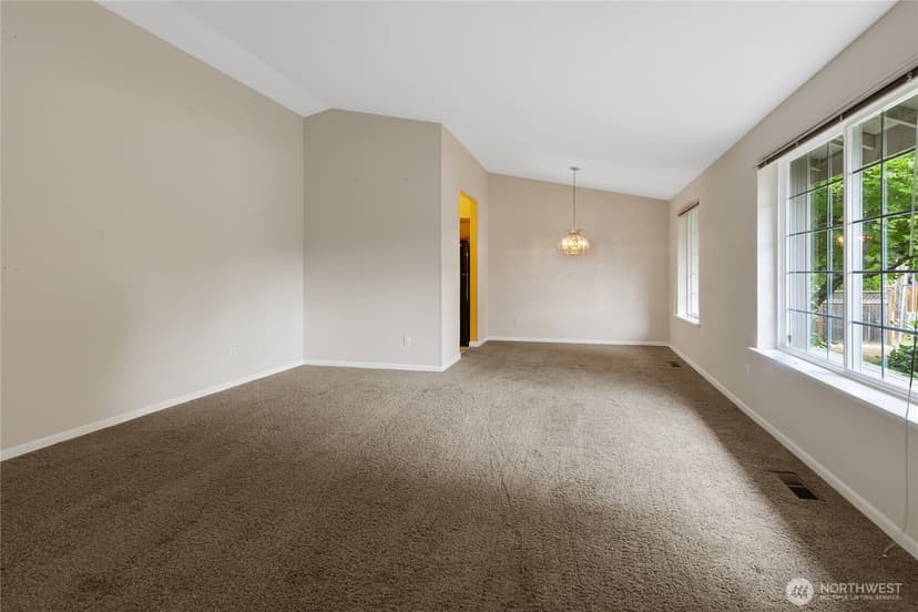 Property photo for 10104 102nd Avenue Ct SW, Tacoma photo 4