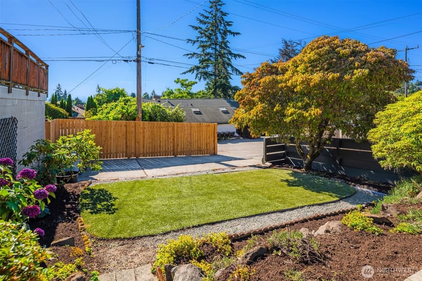 Property photo for 4837 46th Avenue SW, Seattle photo 28