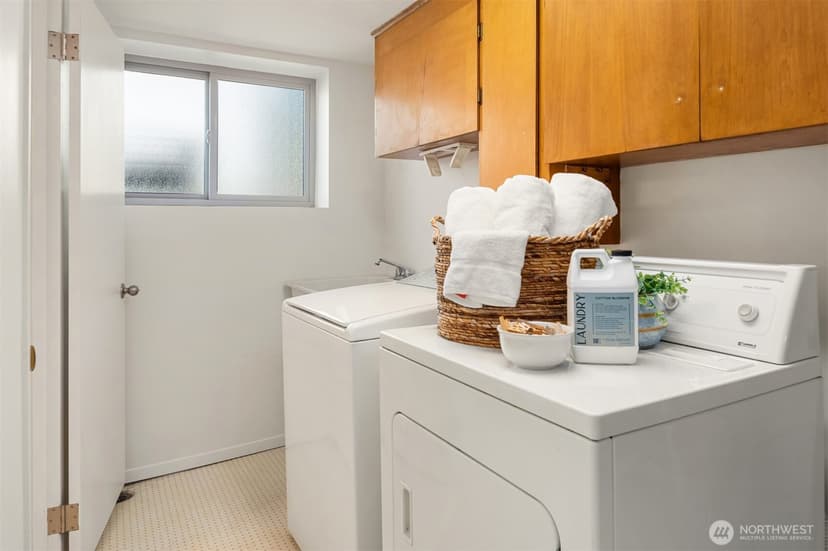 Property photo for 4837 46th Avenue SW, Seattle photo 25