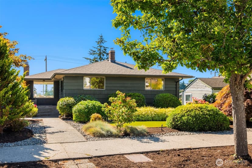 Property photo for 4837 46th Avenue SW, Seattle photo 2