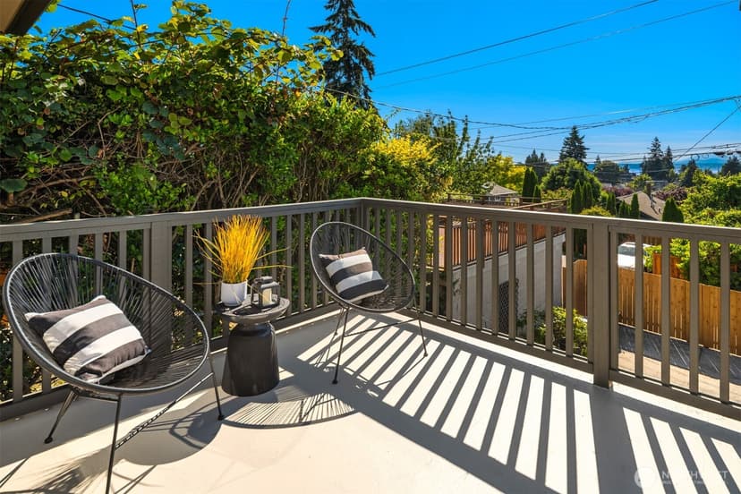 Property photo for 4837 46th Avenue SW, Seattle photo 11