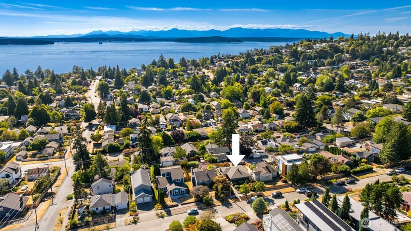 Property photo for 4837 46th Avenue SW, Seattle photo 37