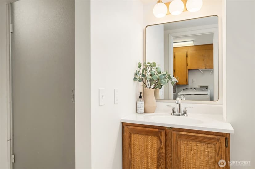 Property photo for 4837 46th Avenue SW, Seattle photo 24