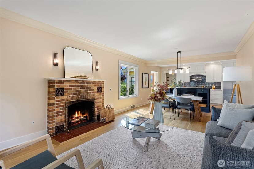 Property photo for 4403 4th Avenue NW, Seattle photo 6