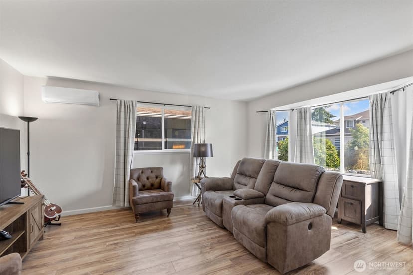 Property photo for 16018 2nd Place W, Lynnwood photo 7