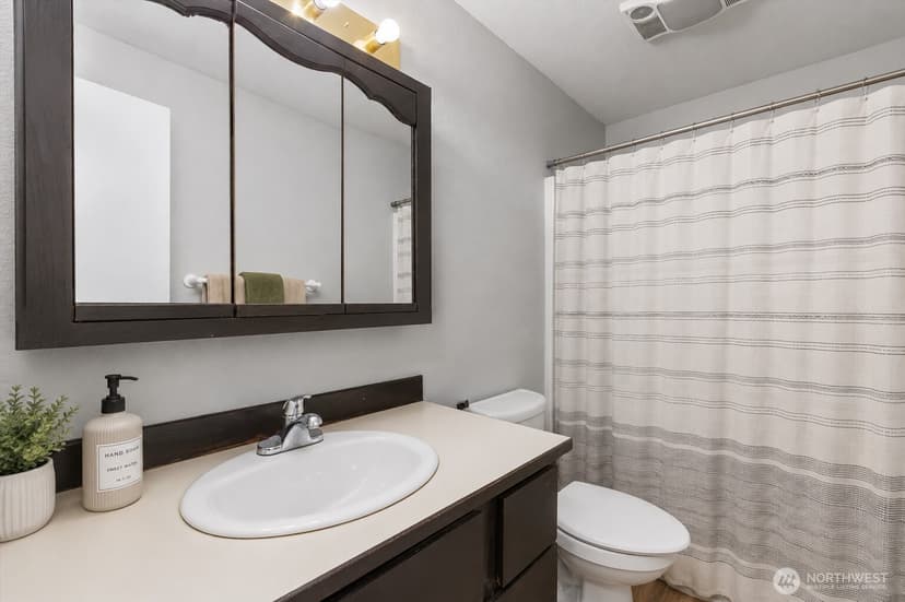 Property photo for 16018 2nd Place W, Lynnwood photo 14