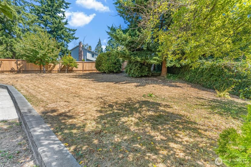 Property photo for 512 Veralene Way SW, Everett photo 29