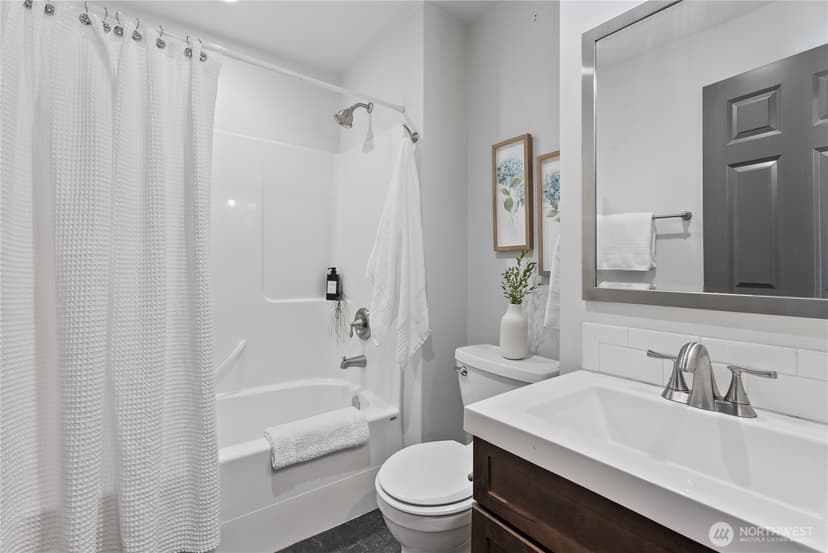 Property photo for 1208 S Oakes Street, Tacoma photo 18