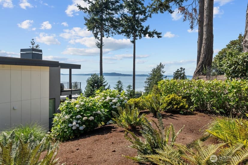 Property photo for 5630 Beach Drive SW, Seattle photo 37