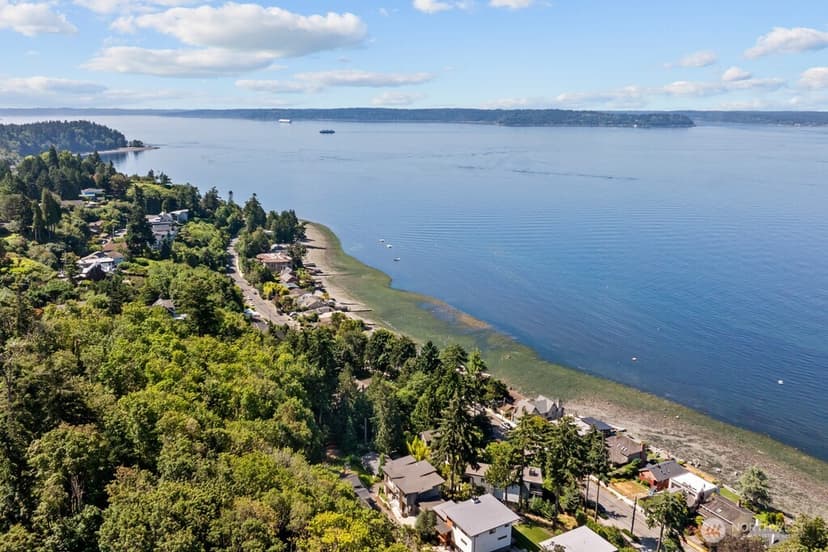 Property photo for 5630 Beach Drive SW, Seattle photo 36