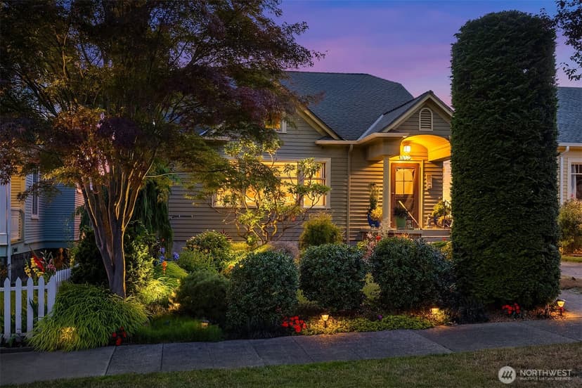 Property photo for 1310 HOYT AVENUE, Everett photo 2