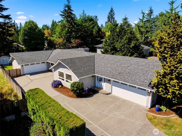 Property photo for 12908 13th Place NE, Lake Stevens photo 2