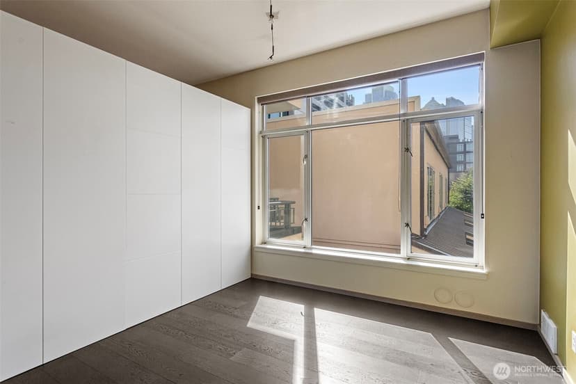Property photo for 2030 Western Avenue #514, Seattle photo 10