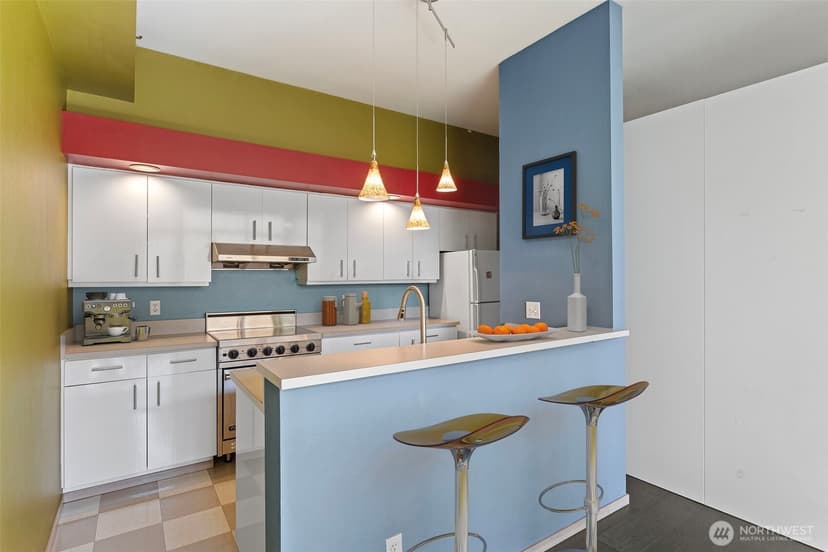 Property photo for 2030 Western Avenue #514, Seattle photo 8