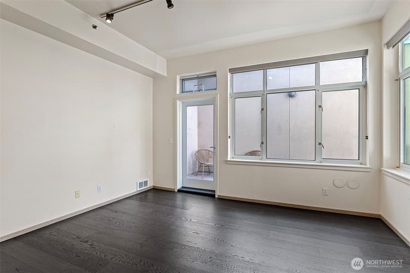Property photo for 2030 Western Avenue #514, Seattle photo 25