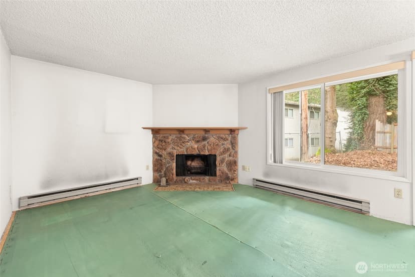 Property photo for 12528 NE 117th Place #E1, Kirkland photo 5