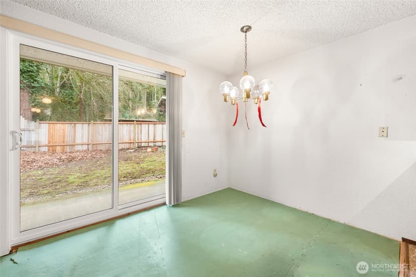 Property photo for 12528 NE 117th Place #E1, Kirkland photo 9