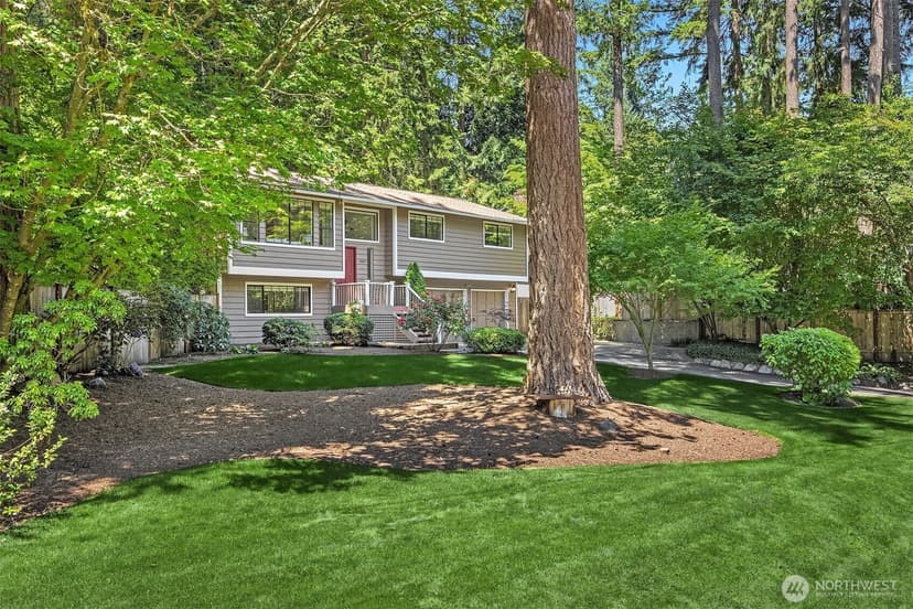 Property photo for 15605 180th Avenue NE, Woodinville photo 30