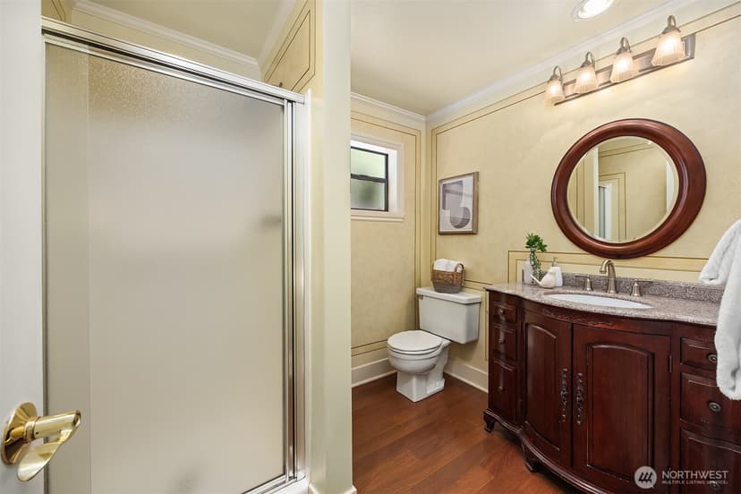 Property photo for 15605 180th Avenue NE, Woodinville photo 12