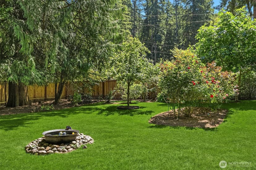 Property photo for 15605 180th Avenue NE, Woodinville photo 22