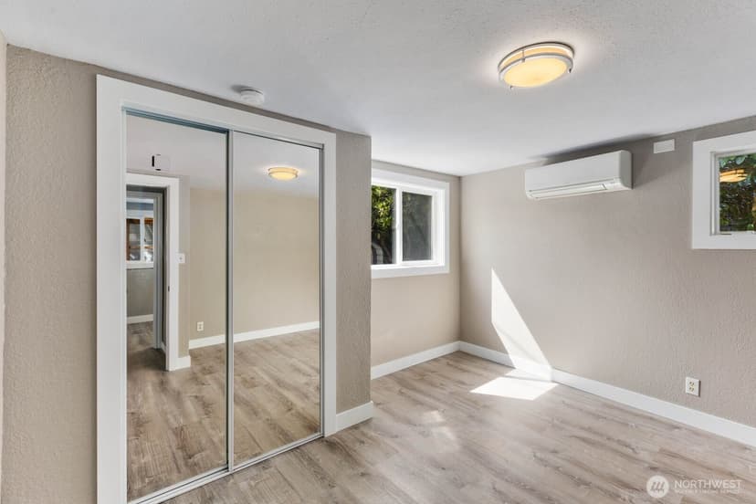 Property photo for 15507 56th Avenue W, Edmonds photo 12