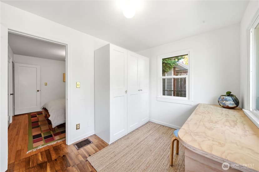 Property photo for 9223 21st Avenue SW, Seattle photo 13