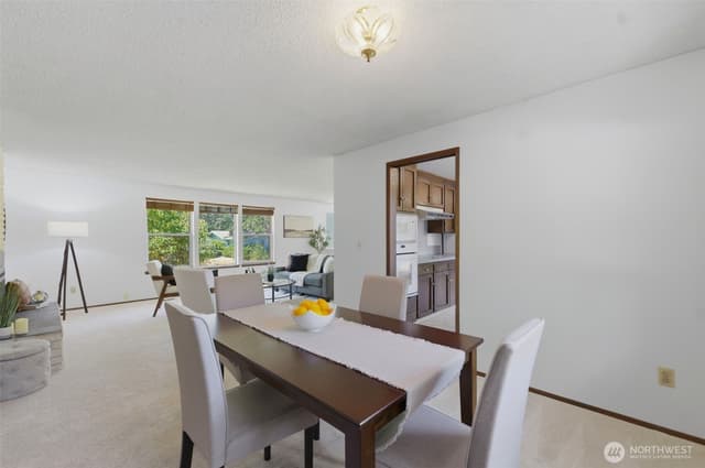 Property photo for 8401 59th Avenue SW, Lakewood photo 5