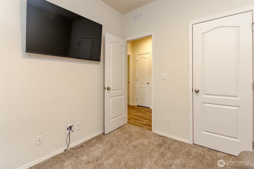 Property photo for 2101 S 324th Street #10, Federal Way photo 22