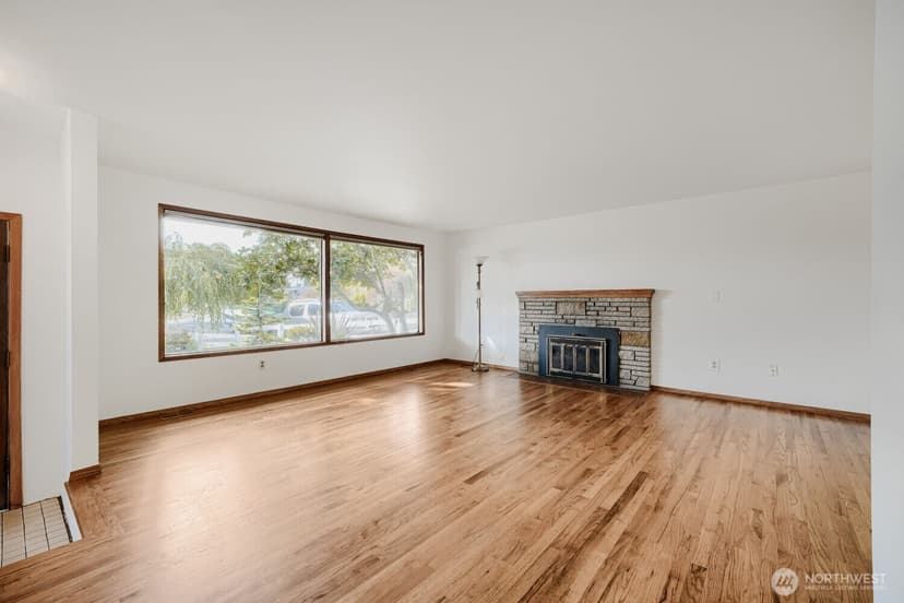 Property photo for 28605 51st Place S, Auburn photo 4