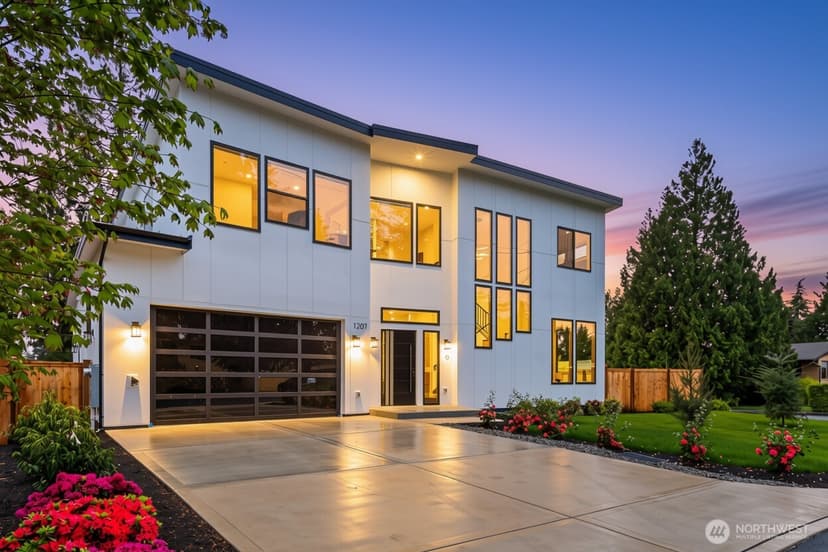 Property photo for 1207 145th Avenue SE, Bellevue