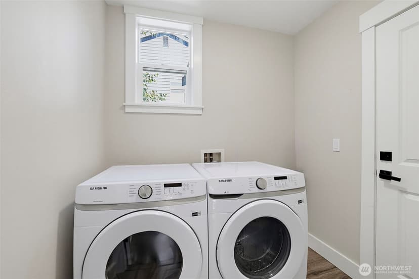 Property photo for 6627 Silent Creek Avenue SE, Snoqualmie photo 21