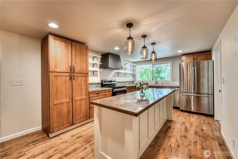 Property photo for 2930 Cascade Trail, Bremerton photo 12
