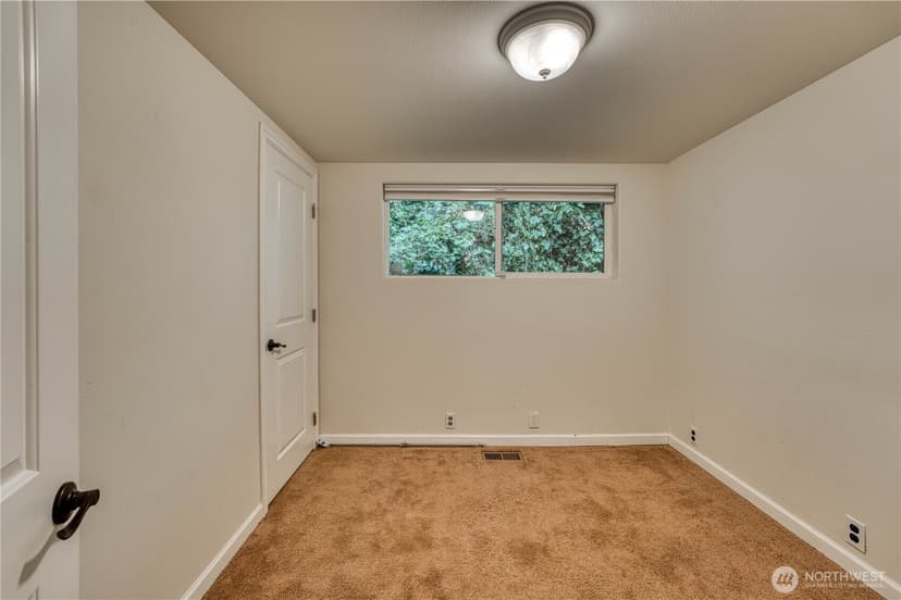 Property photo for 2930 Cascade Trail, Bremerton photo 16