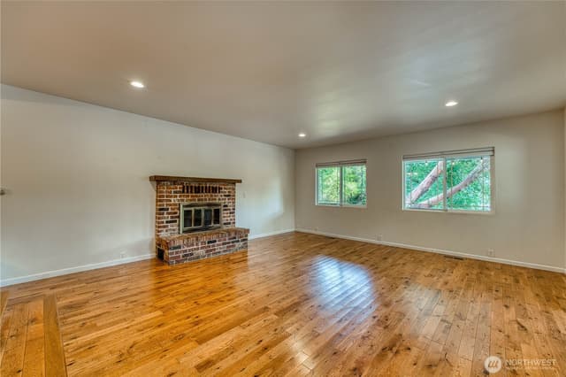 Property photo for 2930 Cascade Trail, Bremerton photo 5