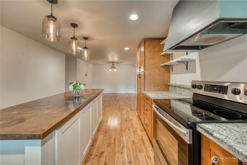Property photo for 2930 Cascade Trail, Bremerton photo 13