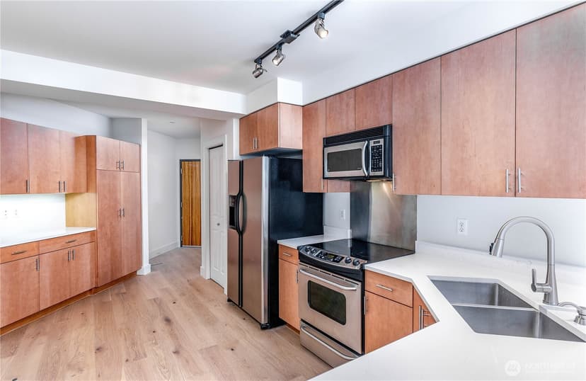 Property photo for 159 Denny Way #208, Seattle photo 5