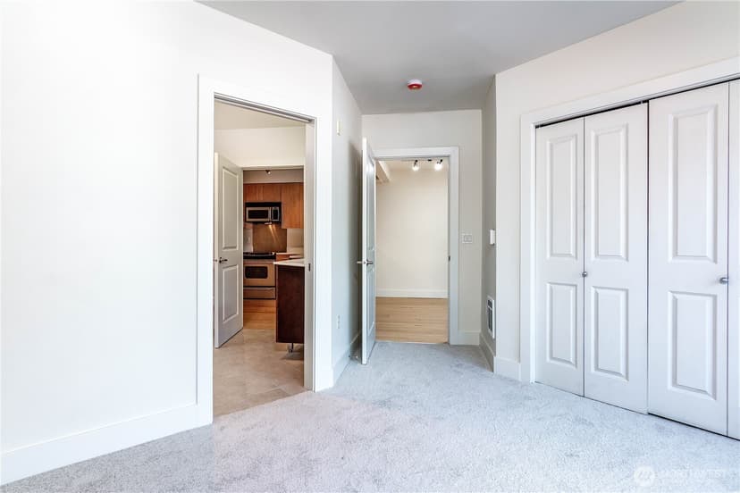 Property photo for 159 Denny Way #208, Seattle photo 11