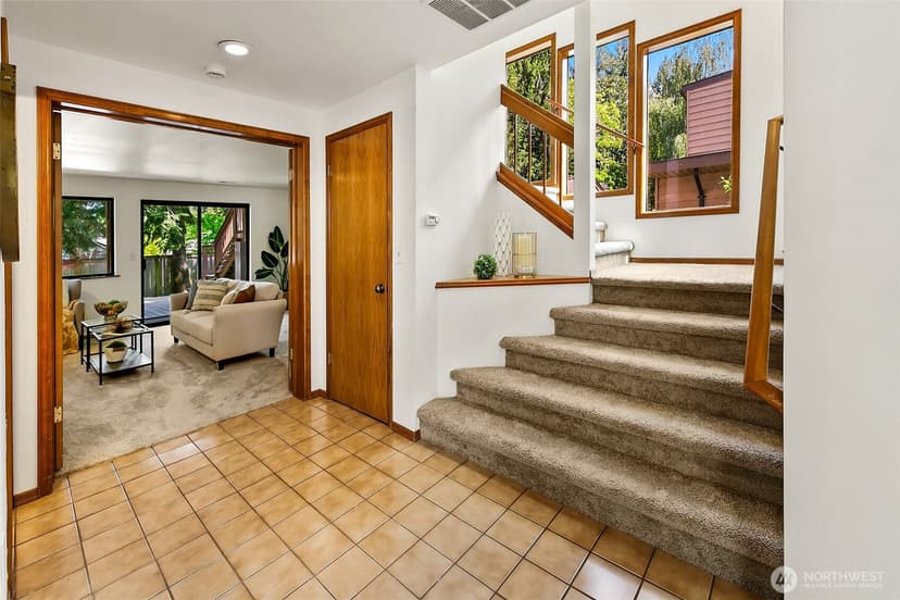 Property photo for 3834 NE 86th Street, Seattle photo 7
