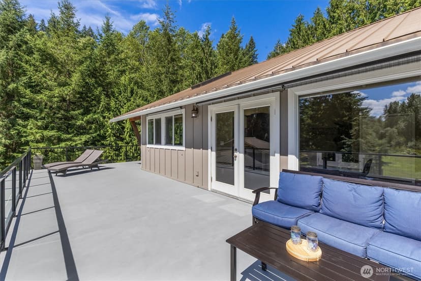 Property photo for 2109 Russell Road, Snohomish photo 28