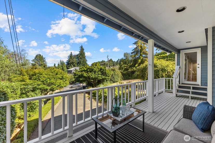Property photo for 9009 45th Avenue NE, Seattle photo 27