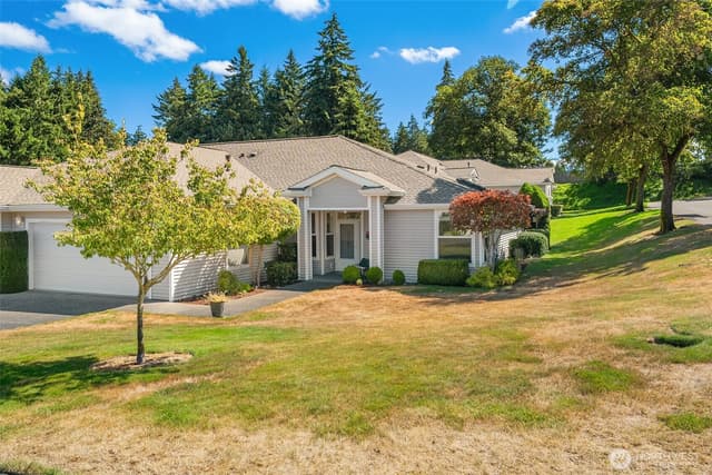 Property photo for 7117 87th Avenue Court SW, Lakewood photo 2