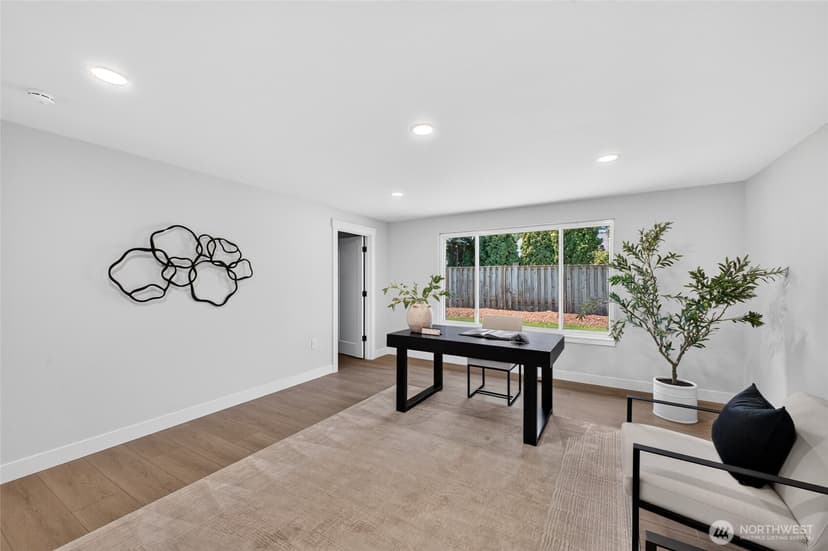 Property photo for 7608 90th Avenue SW, Lakewood photo 19