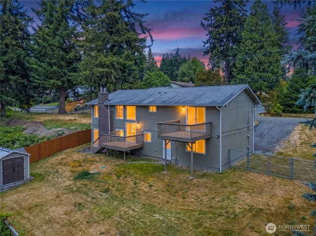 Property photo for 302 137th Street SW, Everett photo 2